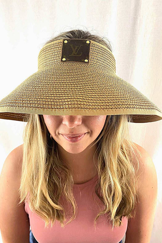 Up-cycled LV Rollable Packable Straw Visor